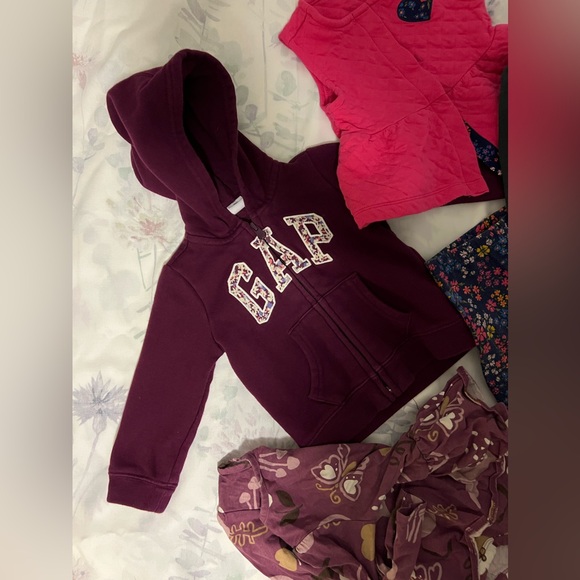 8 pc Baby girl bundle 18 months - Picture 2 of 5